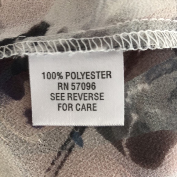 QUINTESSENTIAL sheer print top size small - Picture 5 of 5